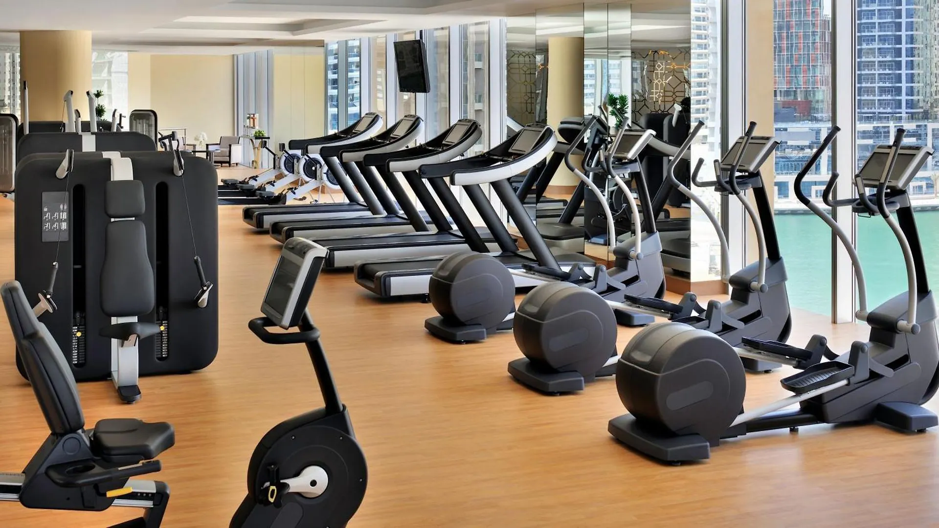 Marina Mall Apartments, Dubai Marina location